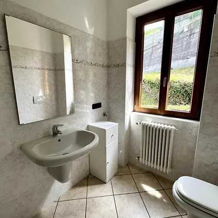 Pietro House, View Bellano