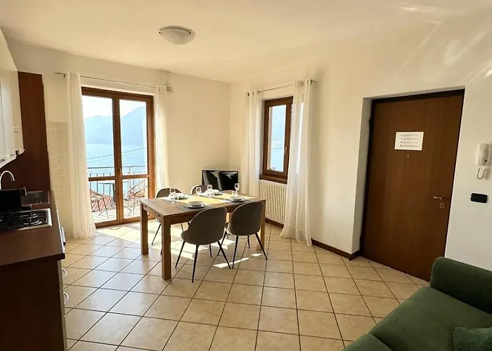 Pietro House, View Apartment Bellano